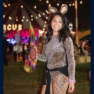 Meet your Posher, Yessica